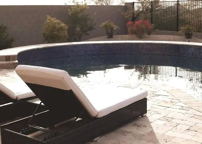 Phoenix With Heated Pool, Desert Views & Hot Tub Villa *