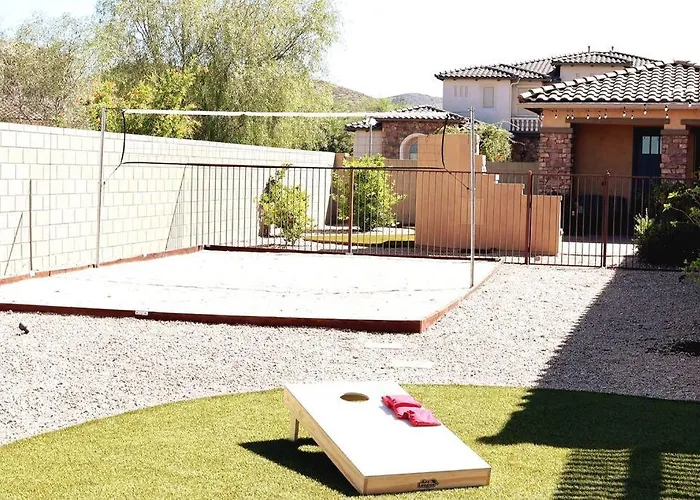 Phoenix With Heated Pool, Desert Views & Hot Tub Villa *